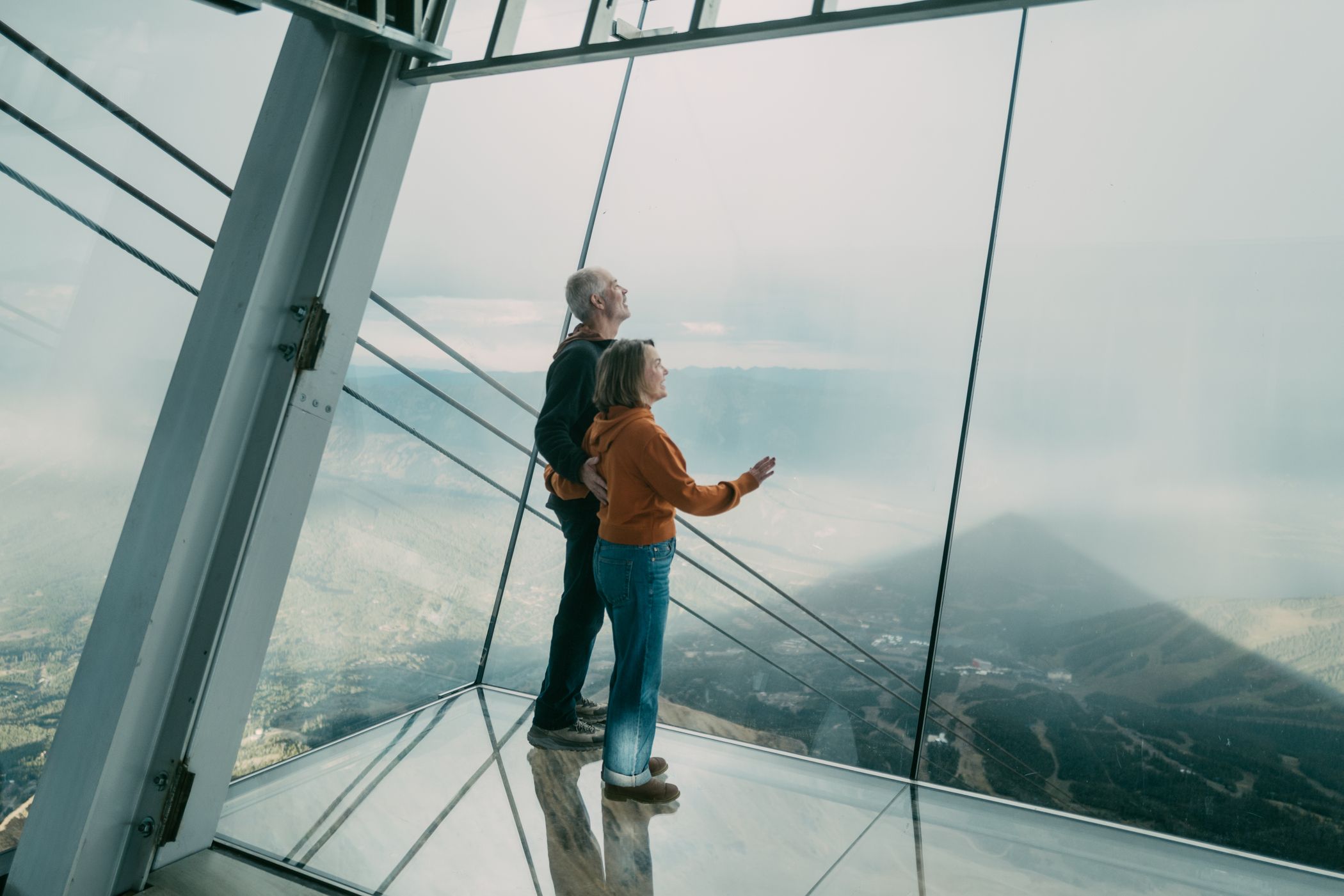 Couple looking out from Kircliff