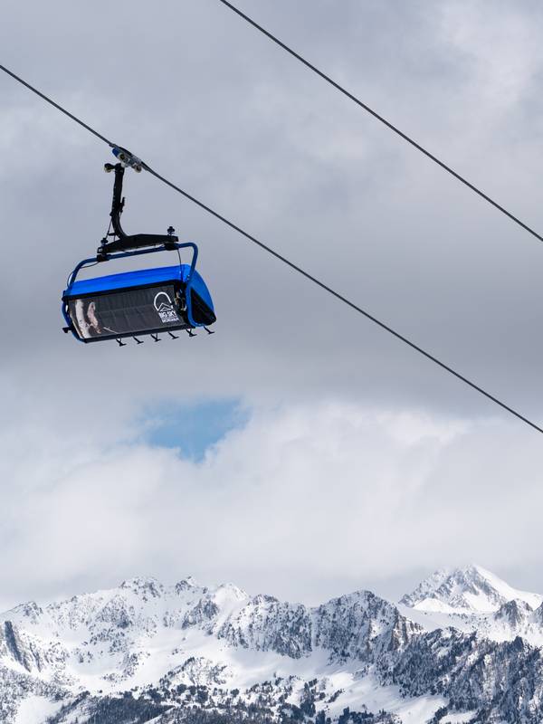 Swift Current 6 chair