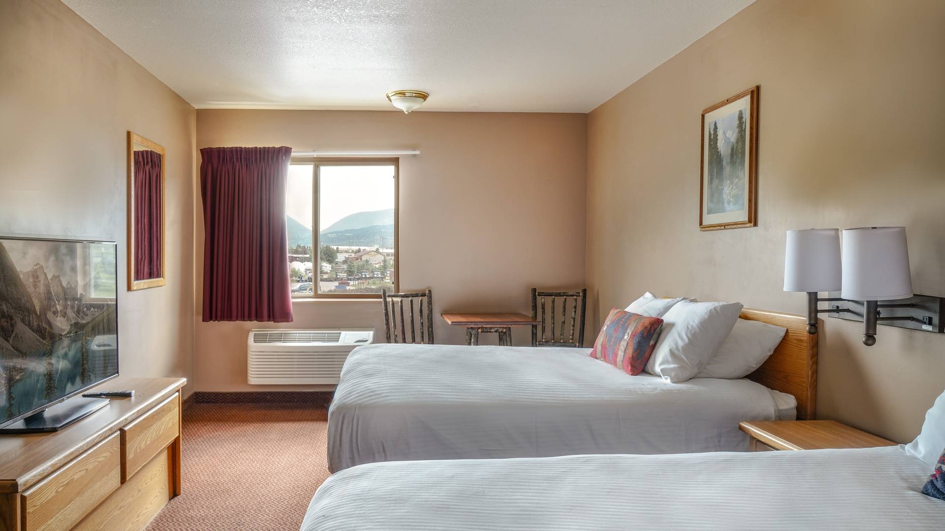 Whitewater Inn hotel room main area