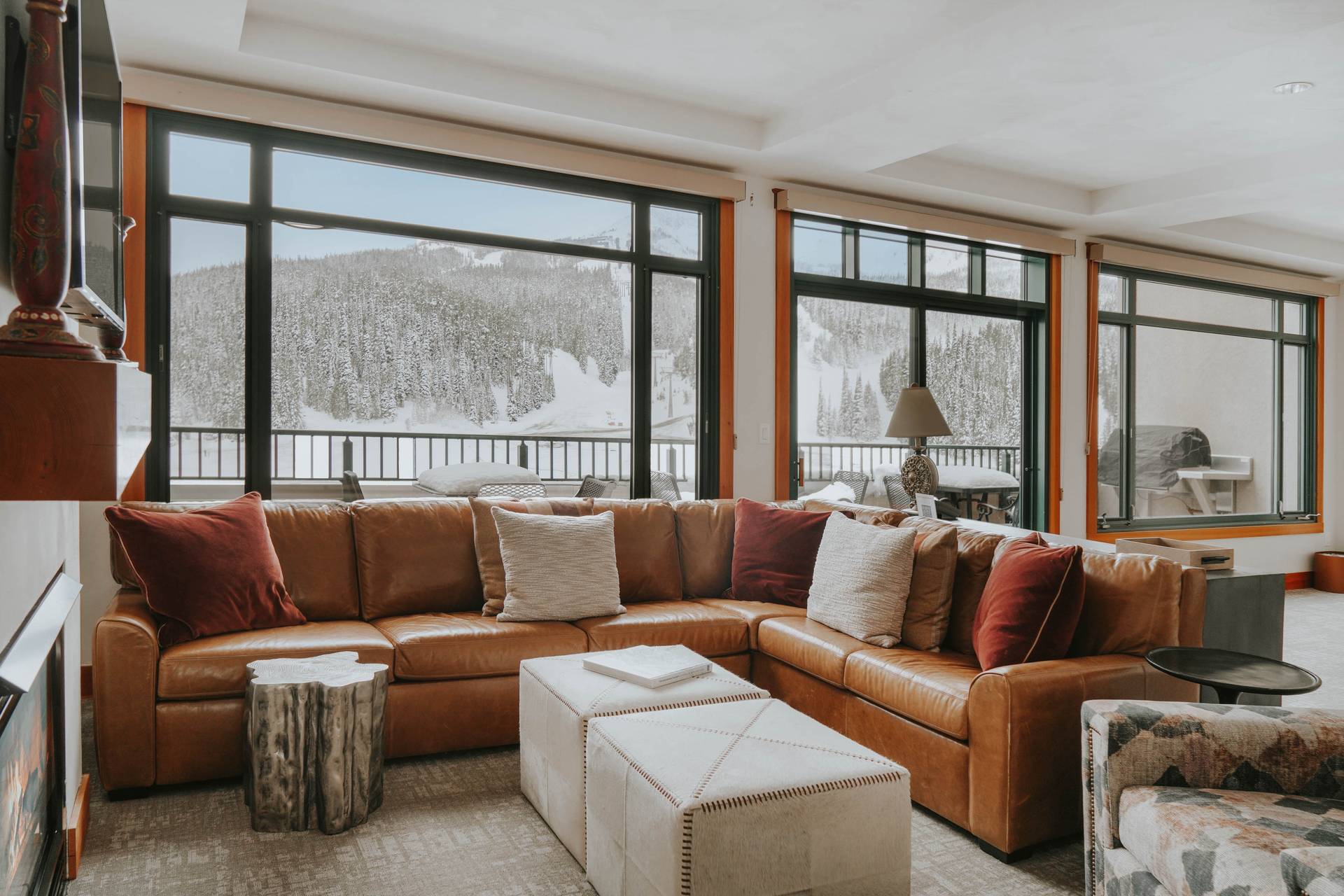 Summit Hotel Penthouse 1005 hotel room sitting area