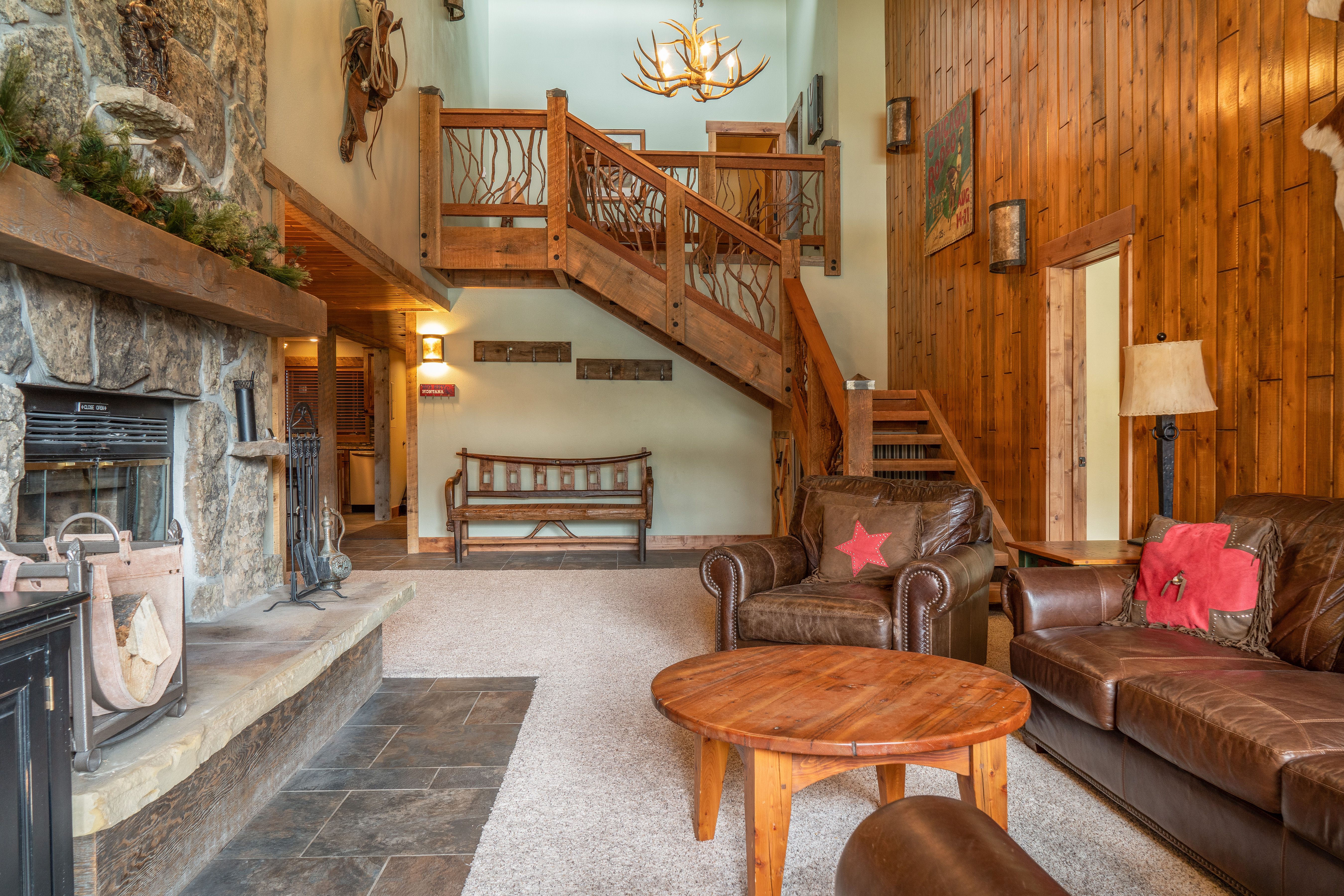 Skycrest vacation condos living room