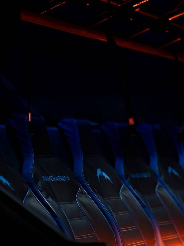 Ramcharger 8 seats with red light