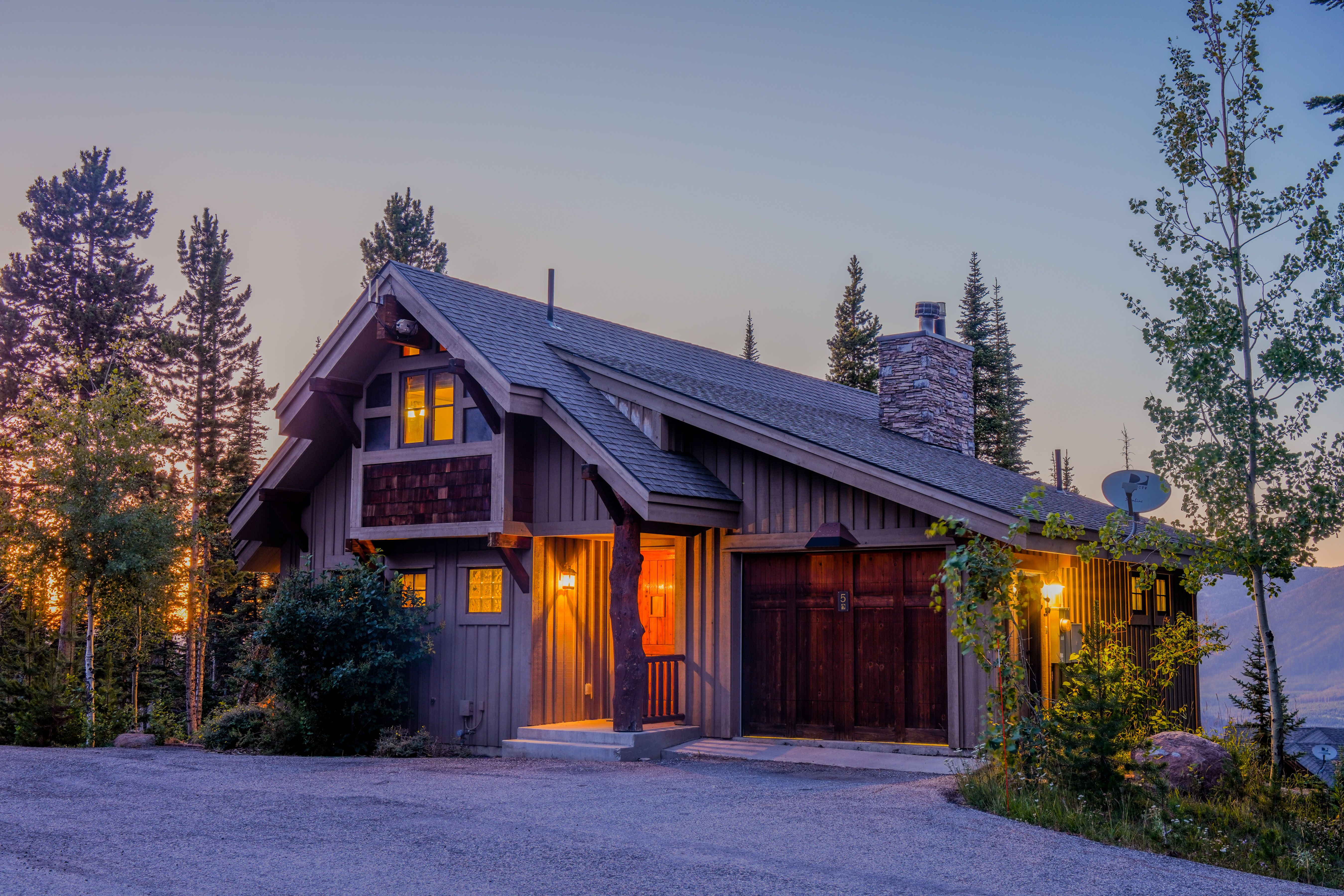 Moonlight Mountain Home