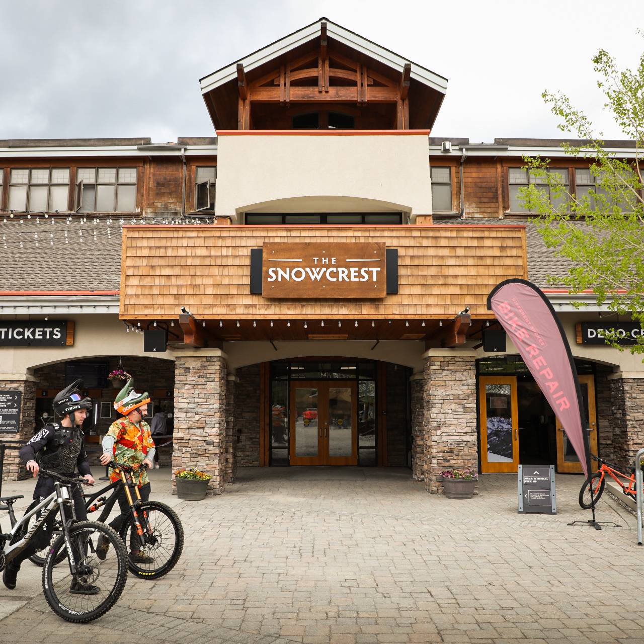 Different Spokes bike shop in Mountain Village