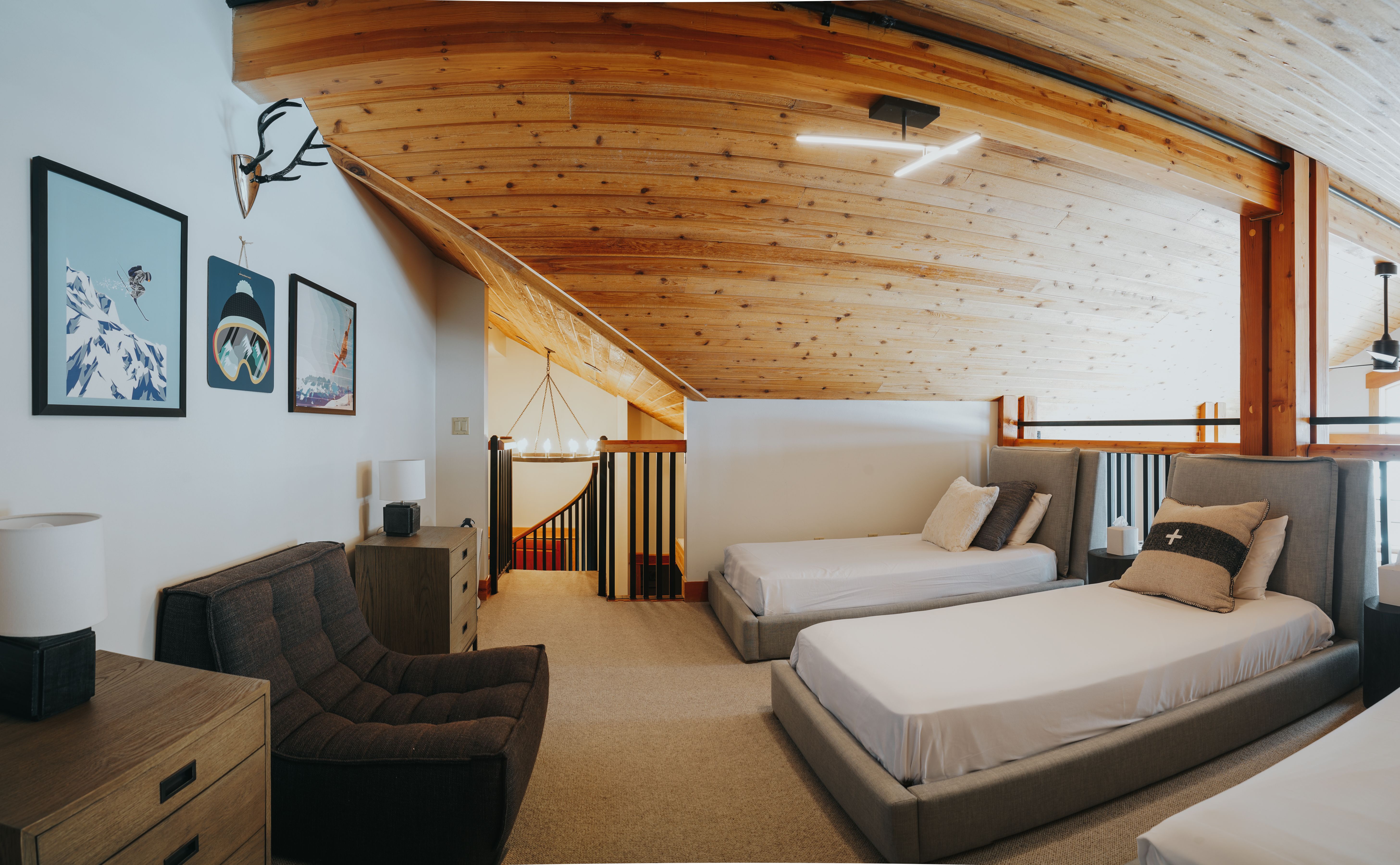 Snowcrest Lodge 8515 vacation condo loft bedroom