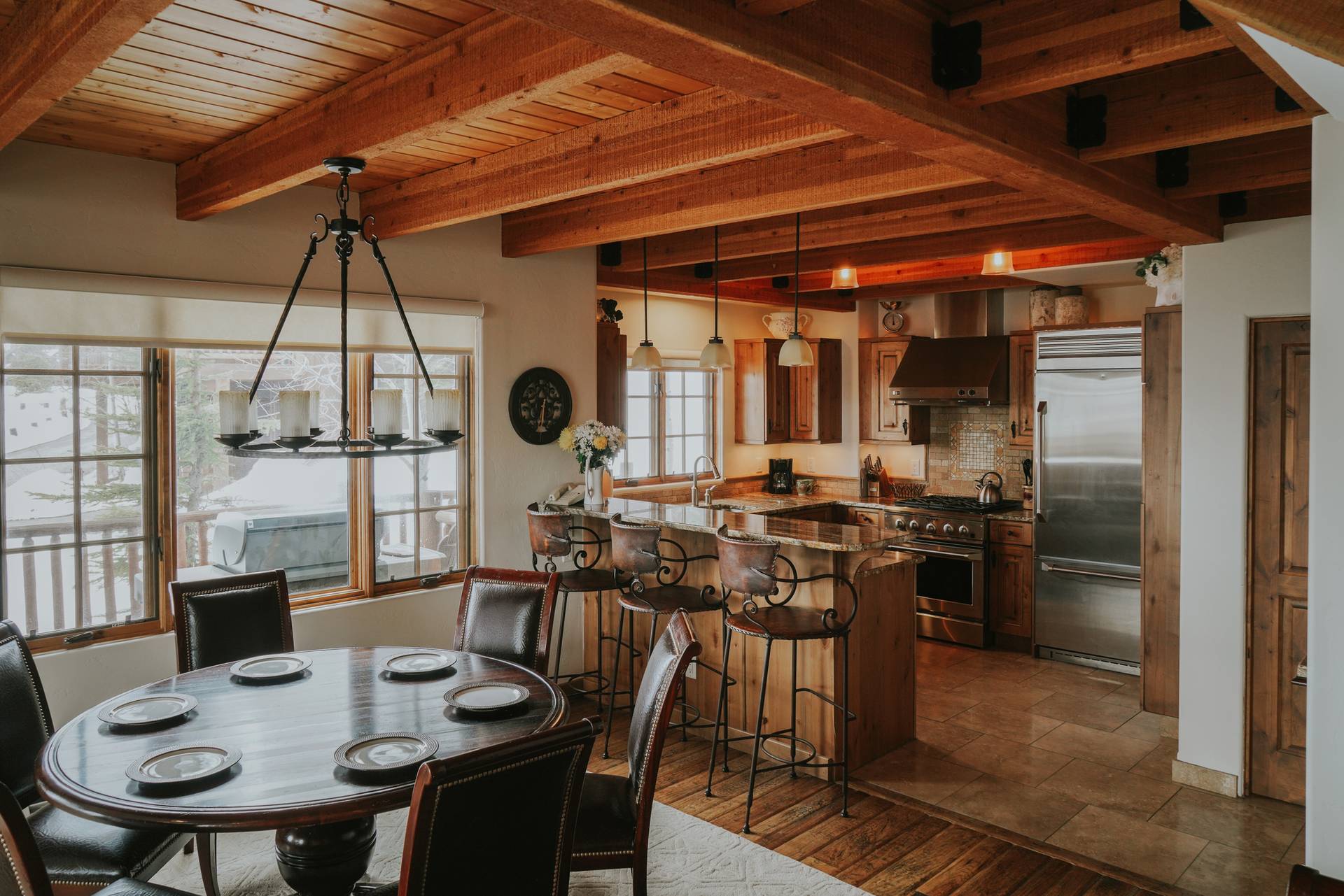 Alpine Meadows Chalet 8 vacation home dining room and kitchen