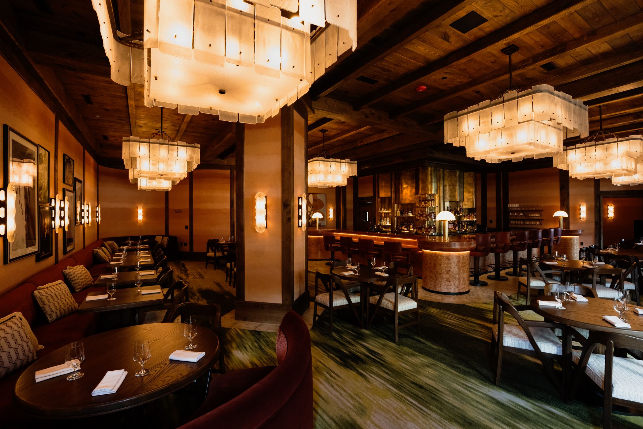 M by The Alinea Group interior