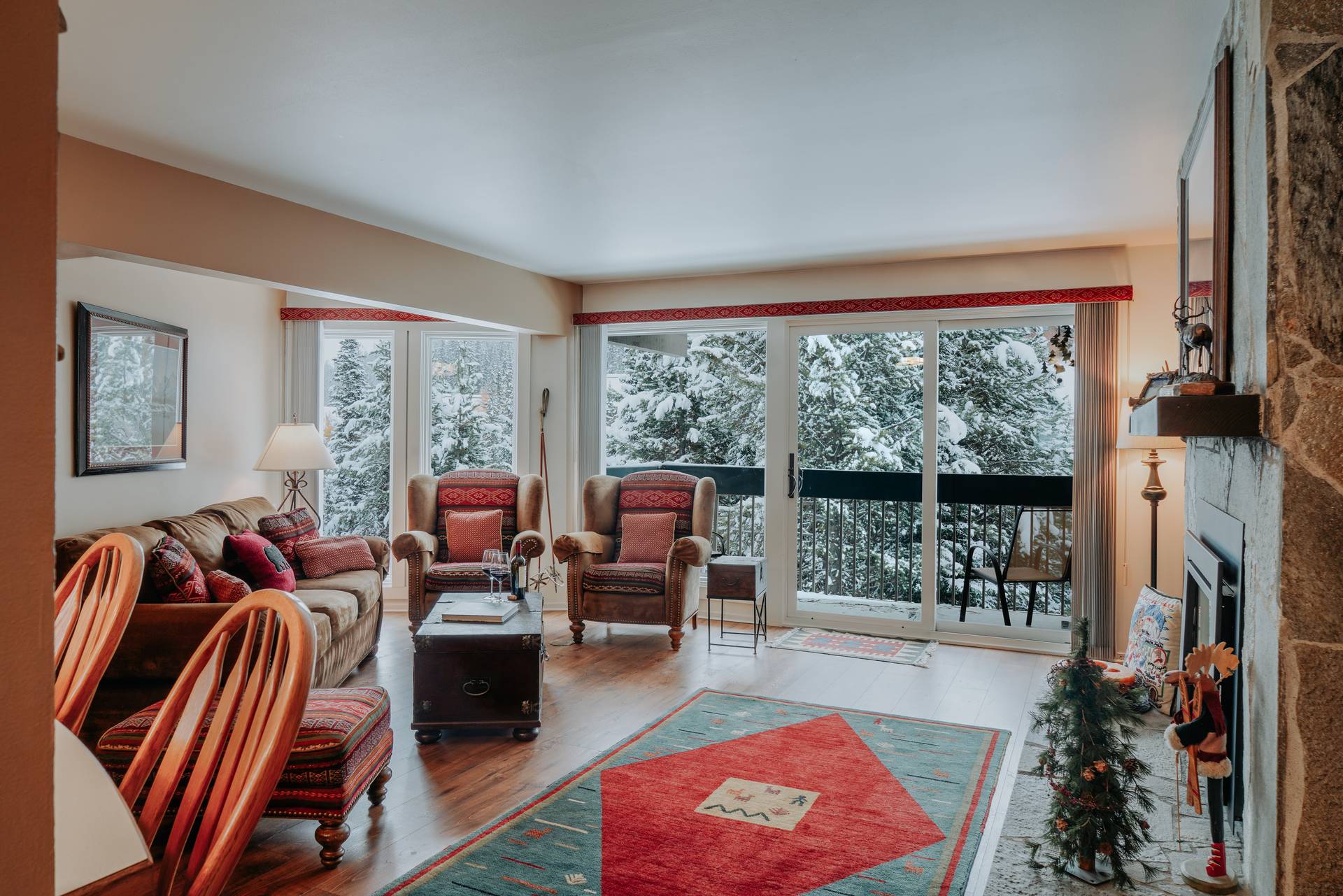 Stillwater Townhomes vacation condo living room