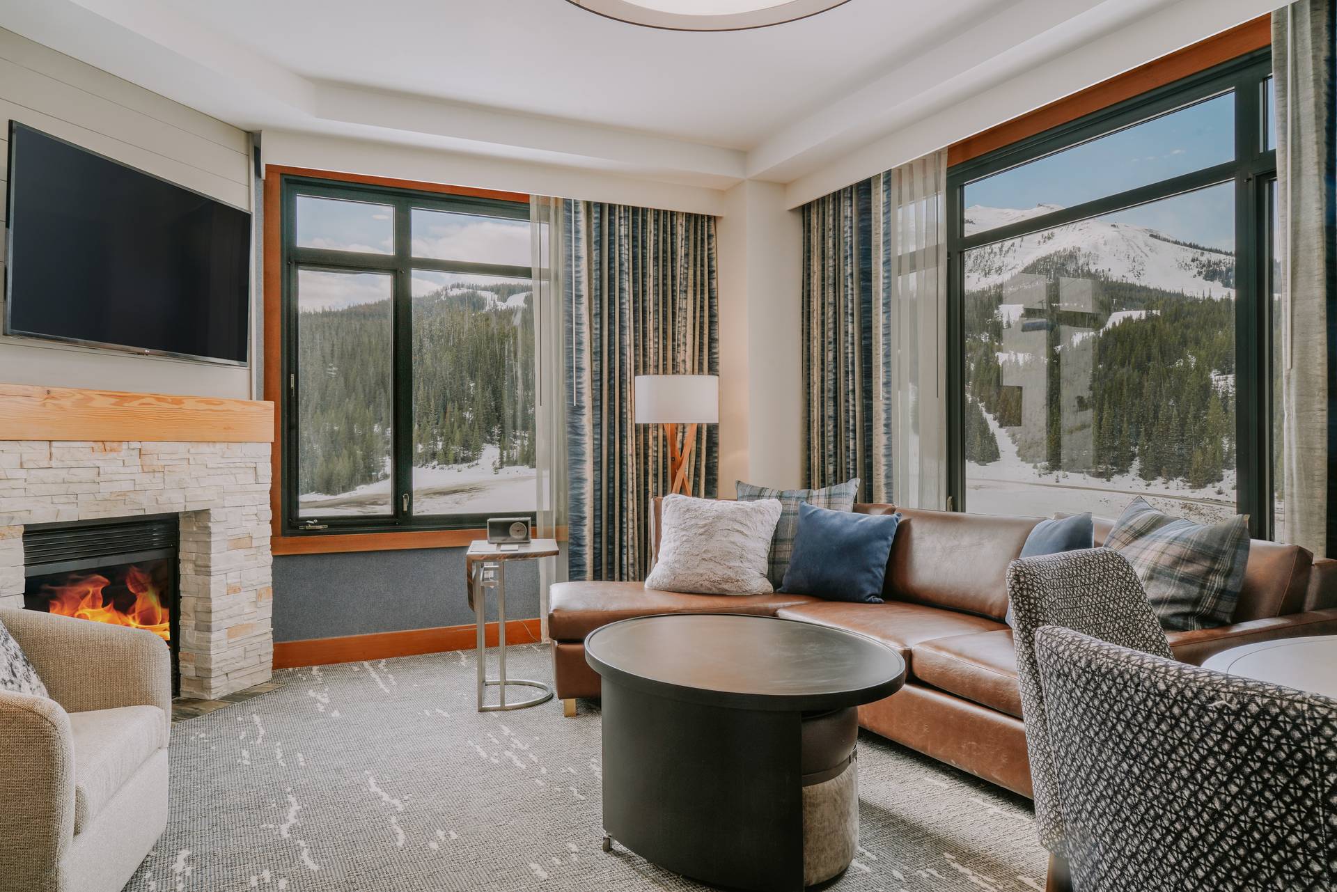 Summit Hotel One Bedroom Suite hotel room sitting area