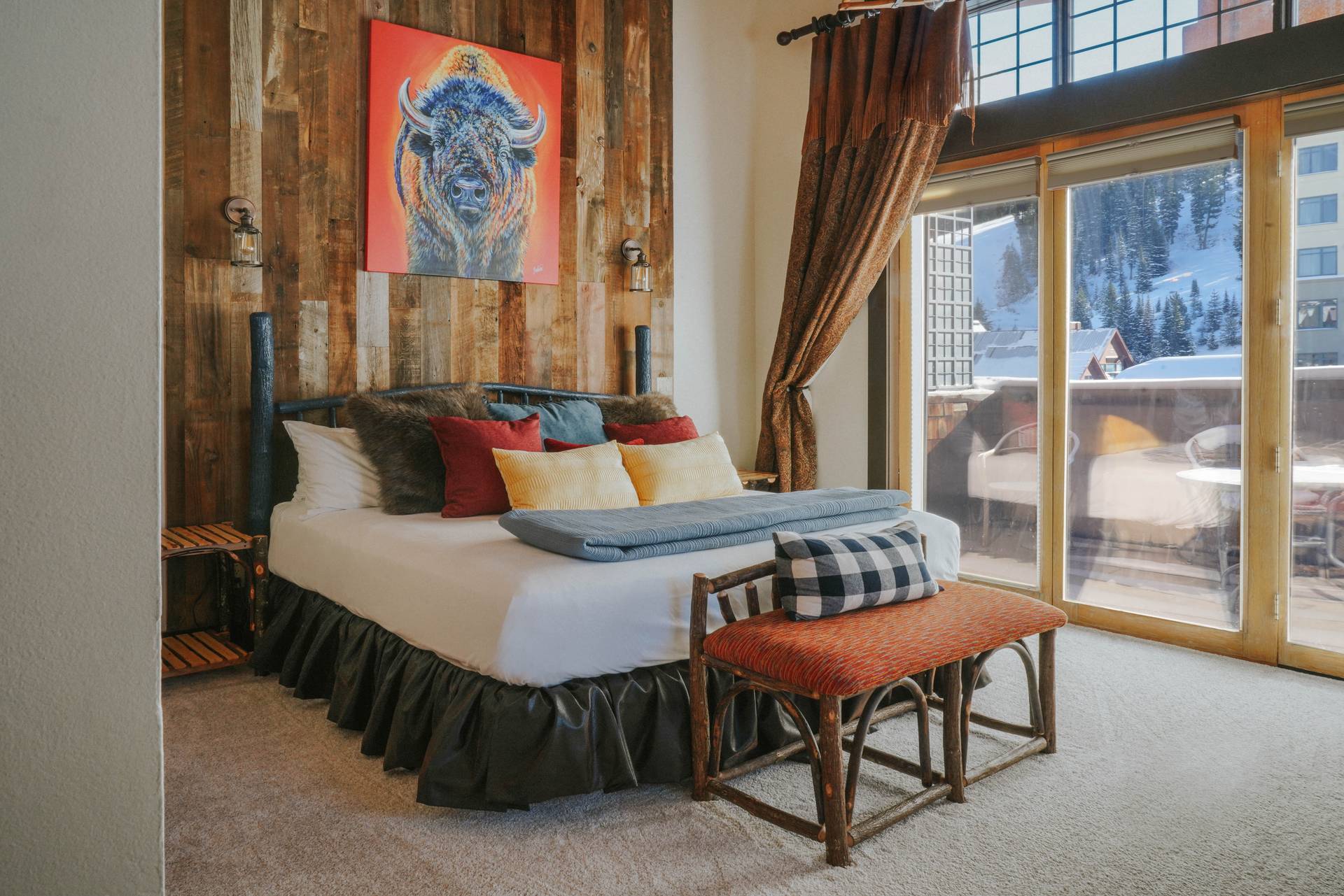 Snowcrest Lodge 8512 vacation condo bedroom