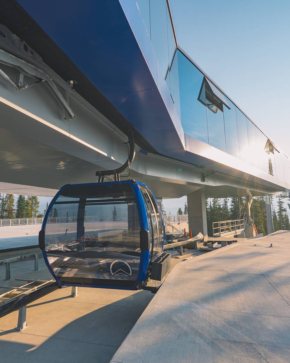 Explorer Gondola cabin