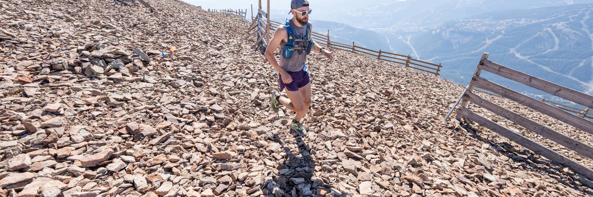Rut runner on Lone Mountain