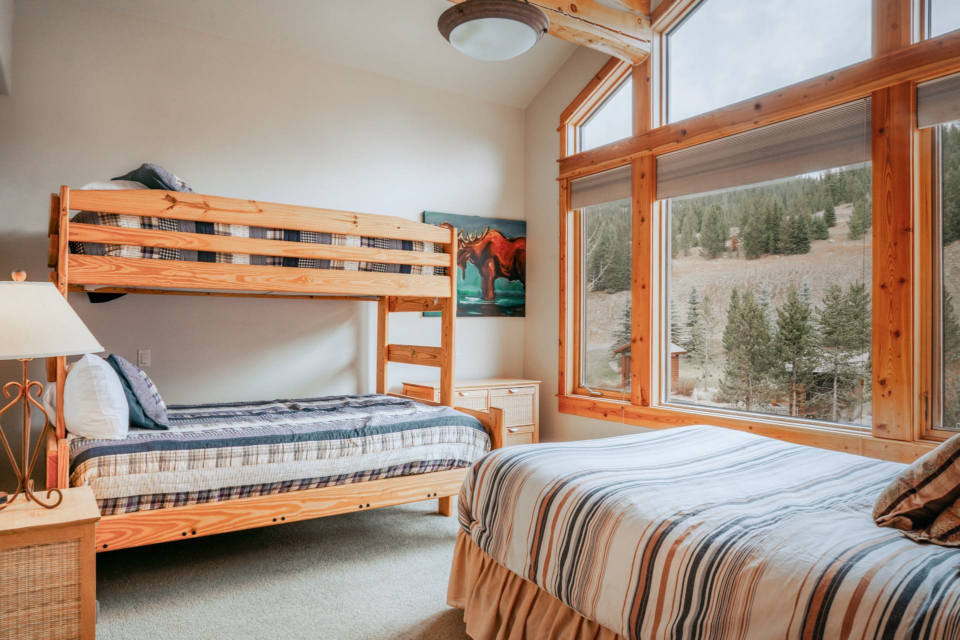 Lone Moose 210A vacation condo bedroom