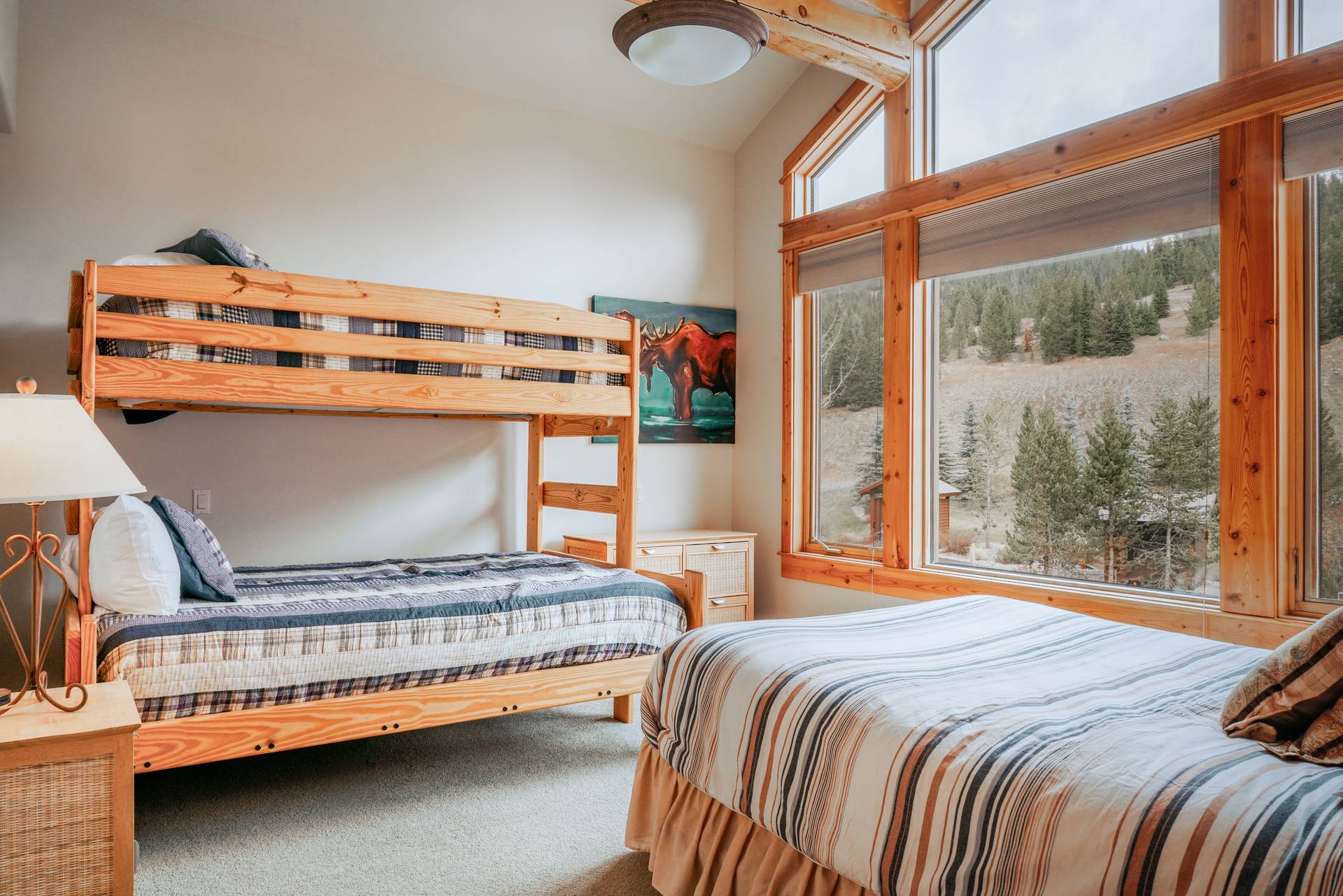 Lone Moose 210A vacation condo bedroom