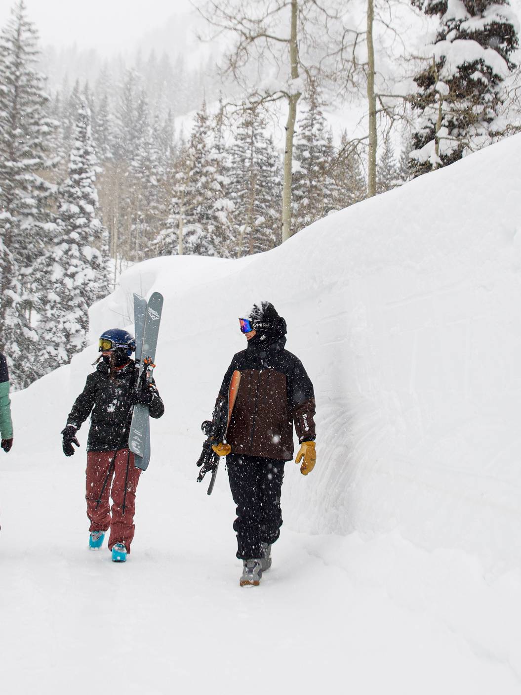 Group of friends walking to Brighton Resort