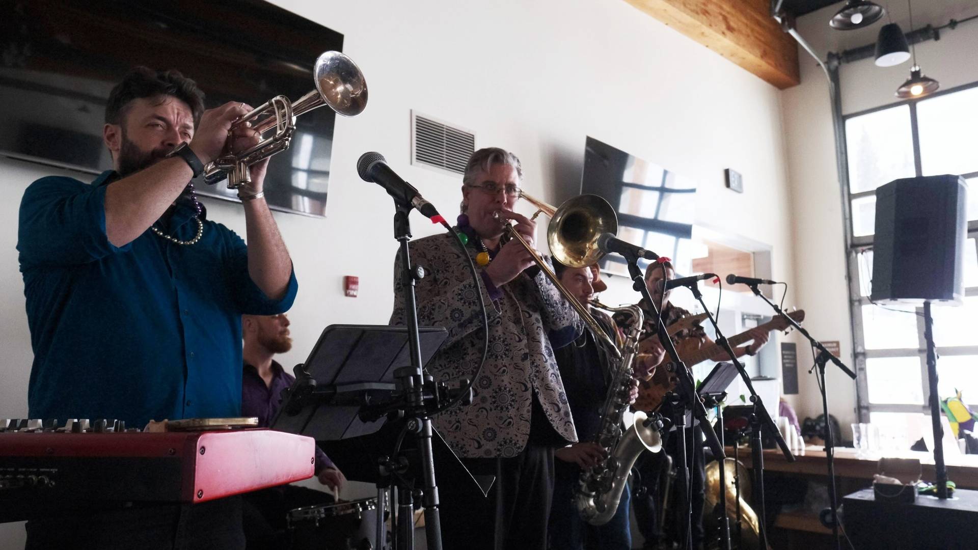 Jazz band playing at Brighton Resort for Mardi Gras at Milly Chalet