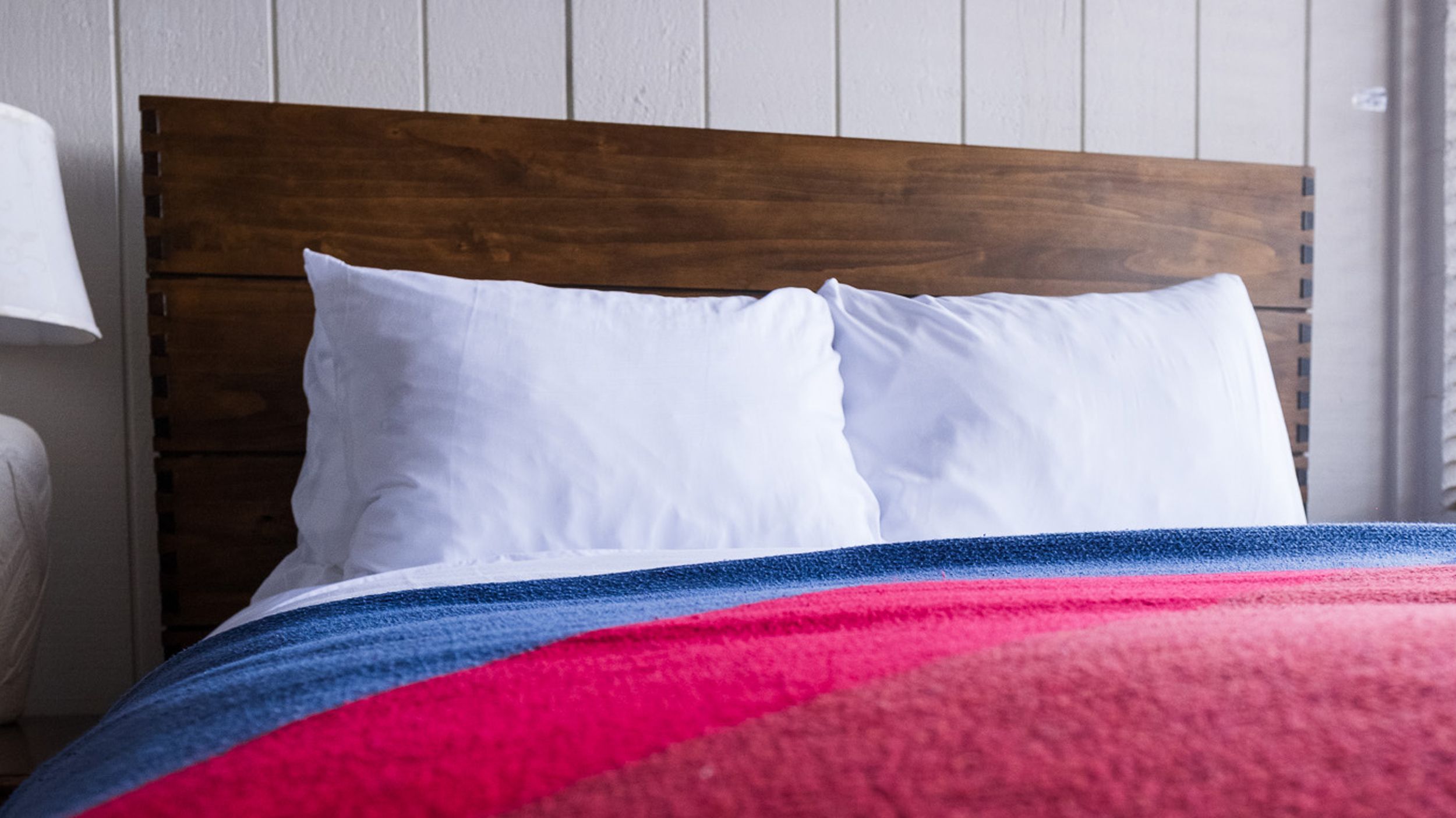 Queen bed in the Brighton Lodge