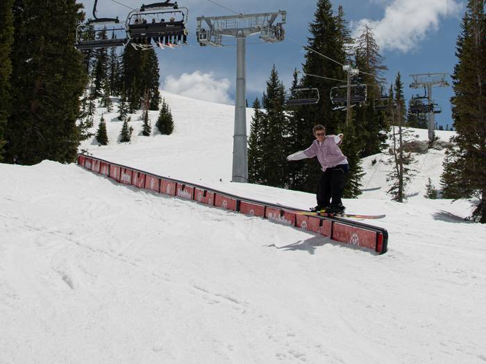Skier on 100ft rail at The Meltdown