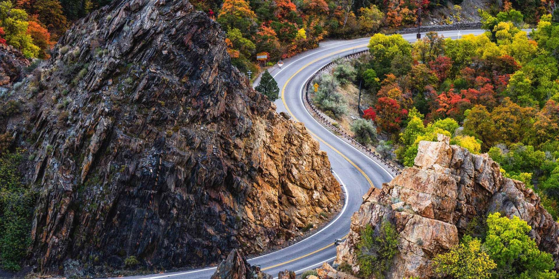 Big Cottonwood Canyon road