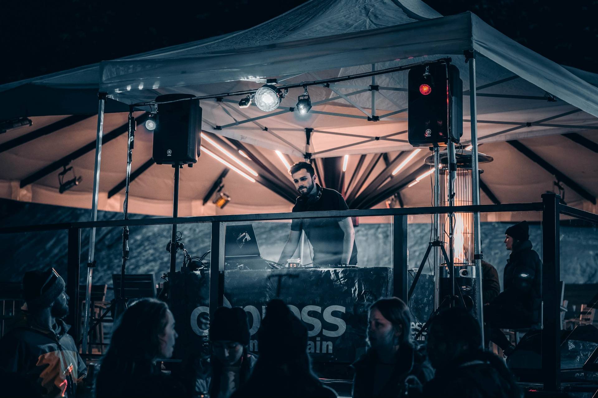 DJ performing on the patio for an apres event.