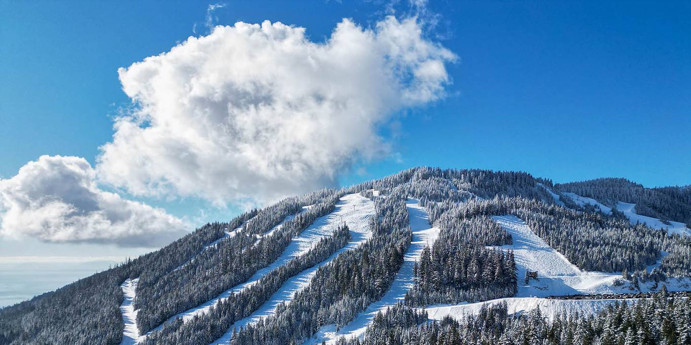 Scenic shot of Black Mountain Raven Ridge on a bluebird day