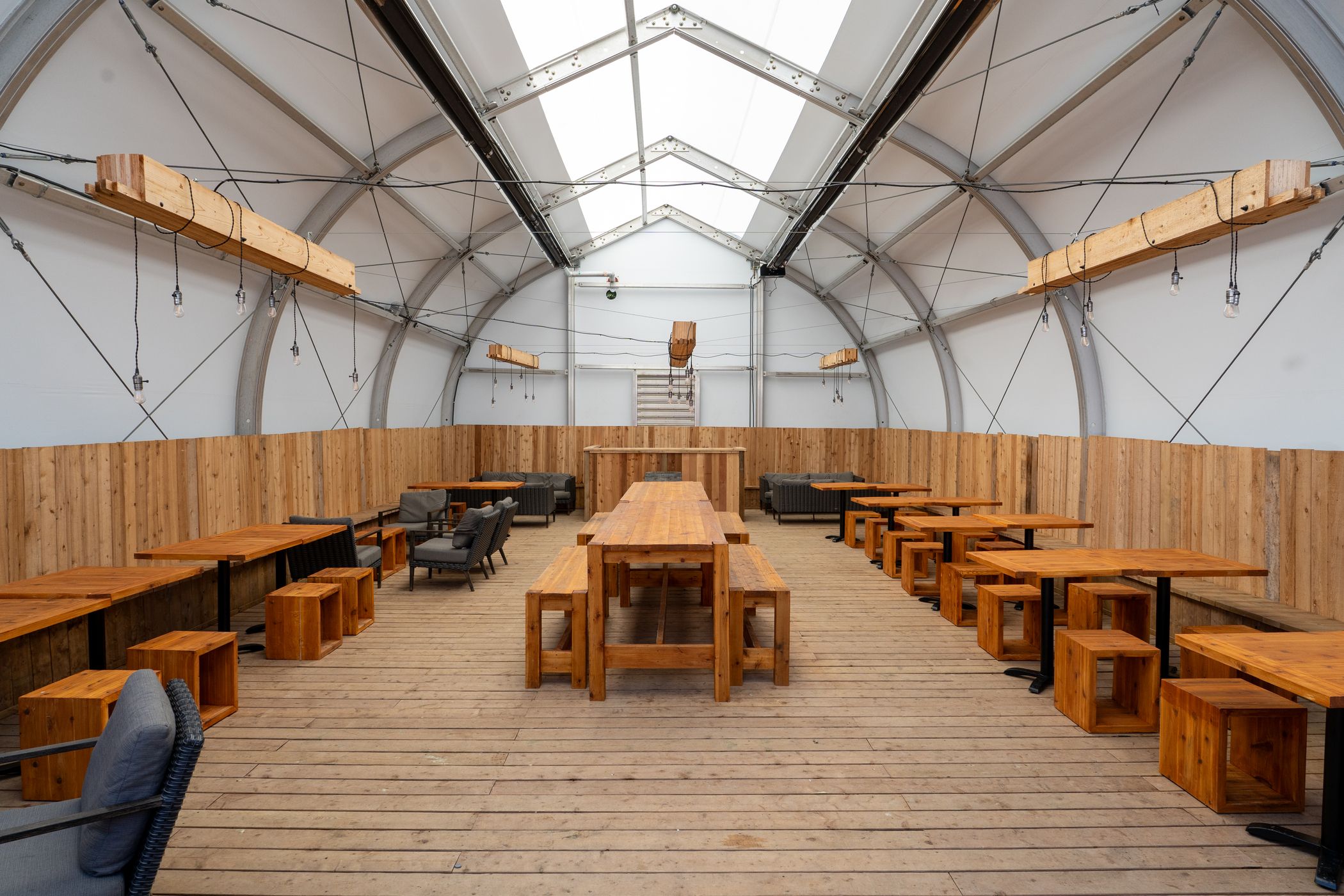hollyburn tent
