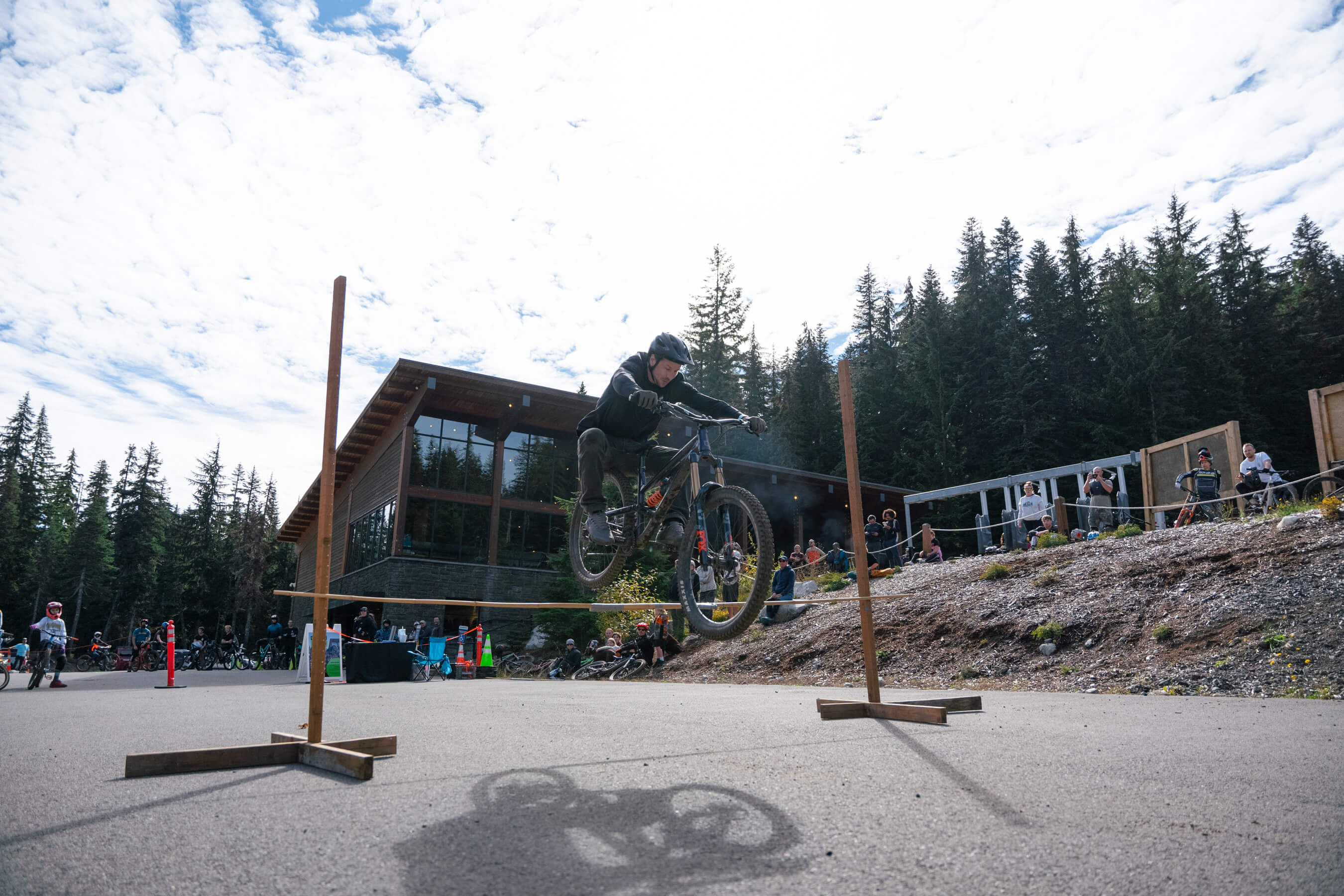 bunny hop contest mountain bikes 