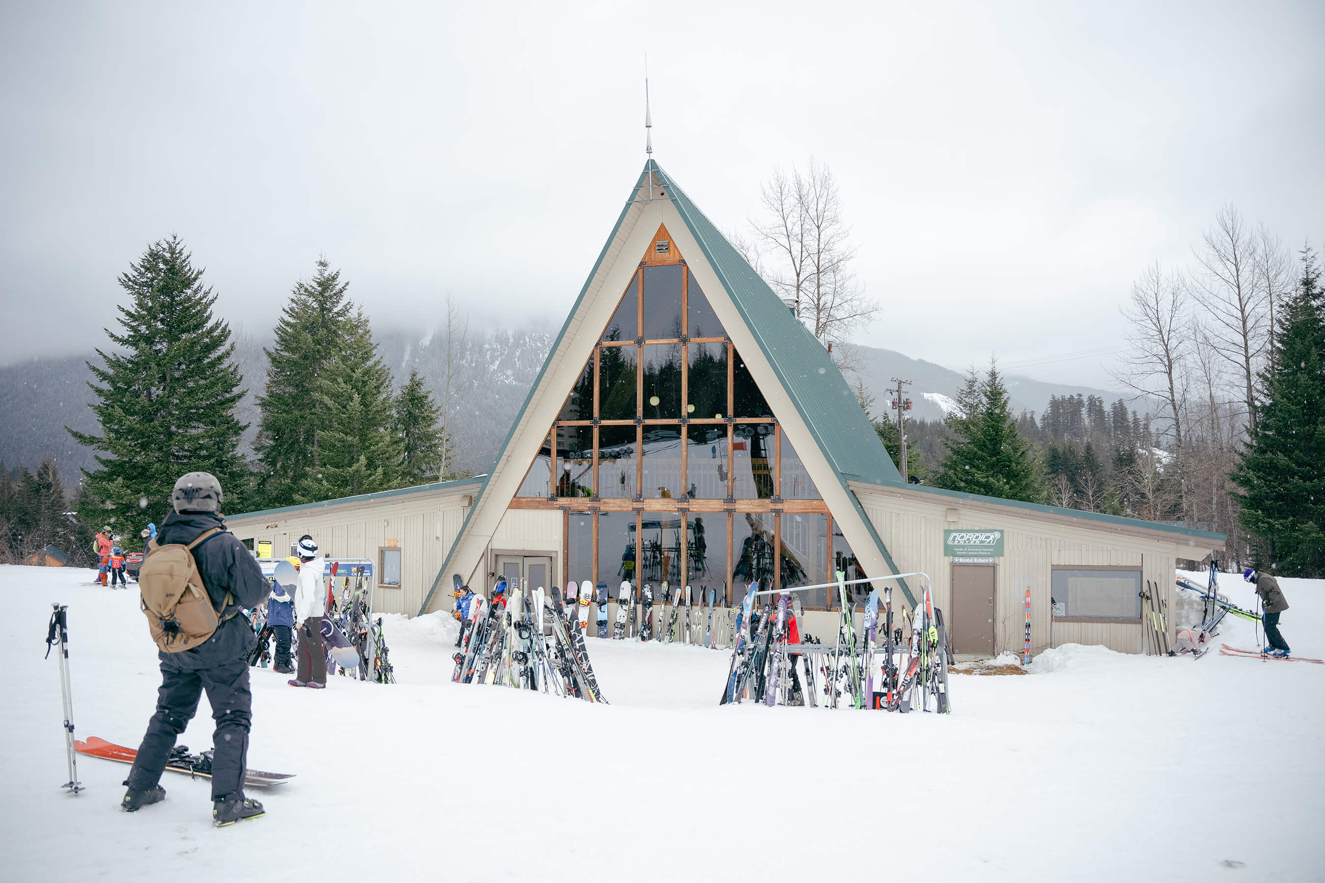 Milwaukee lodge cafe