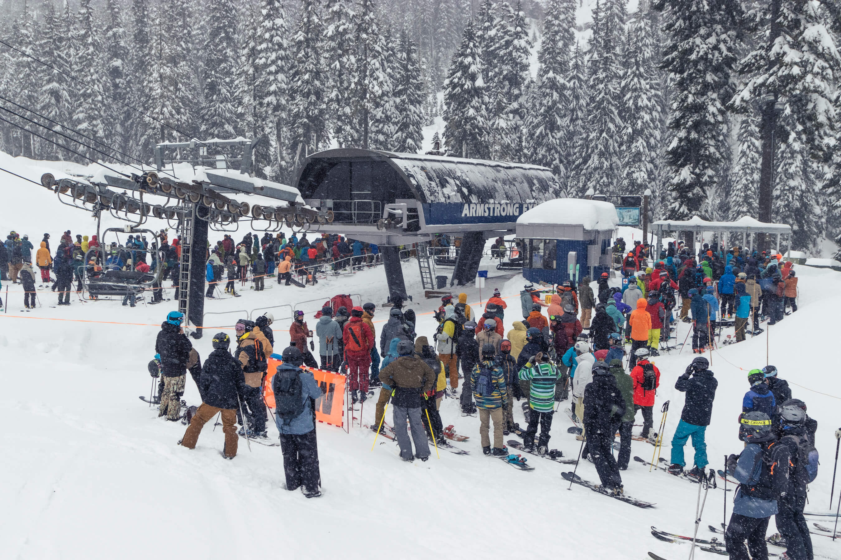 busy lift line opening day Alpental 24-25
