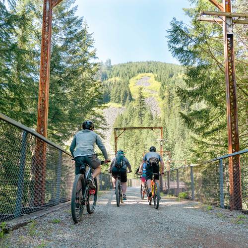 group on a scenic bike ride on palouse to cascade trail