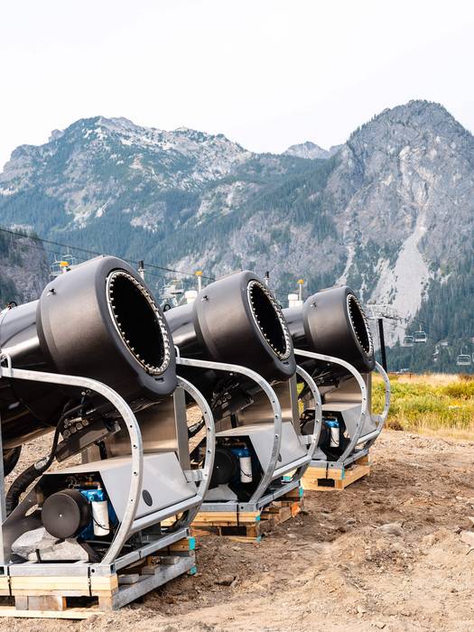 New snowmaking guns staged at Summit West