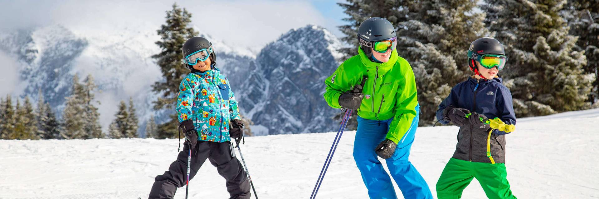 skiers with instructor