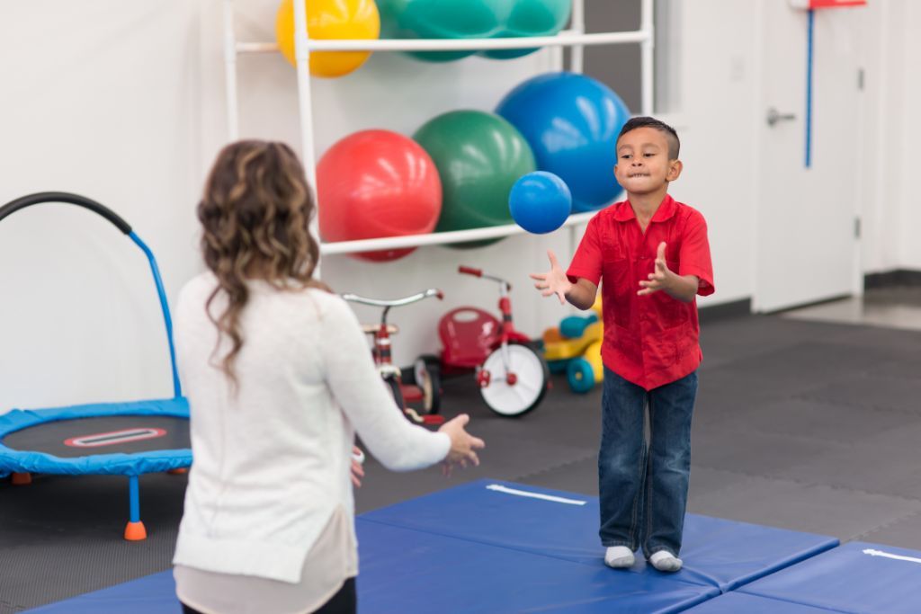 Play Therapy for Children: Benefits, Techniques & Finding Therapists