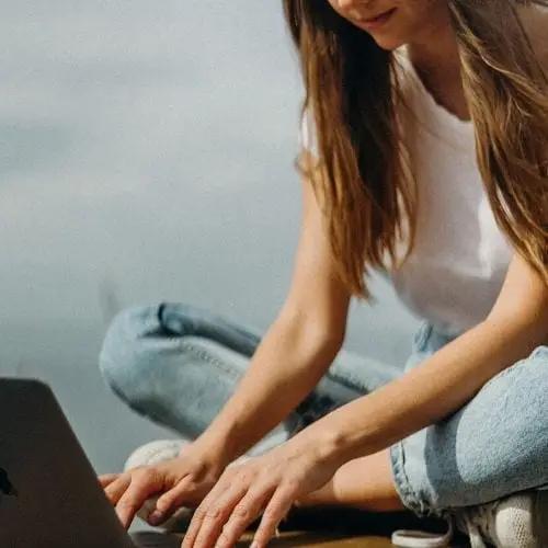 The Link Between Social Media and Anxiety
