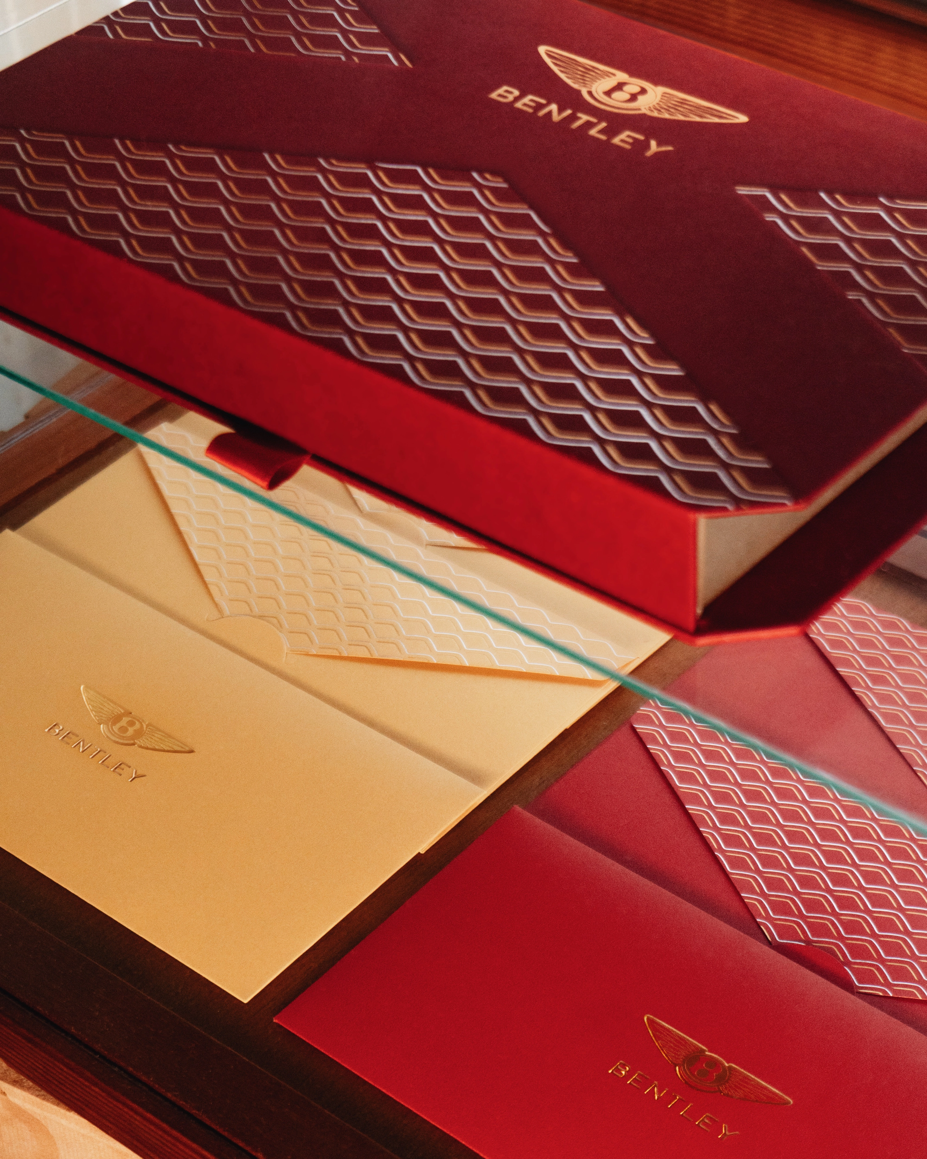 Aston Martin、Bentley、Malaren－紅包禮盒