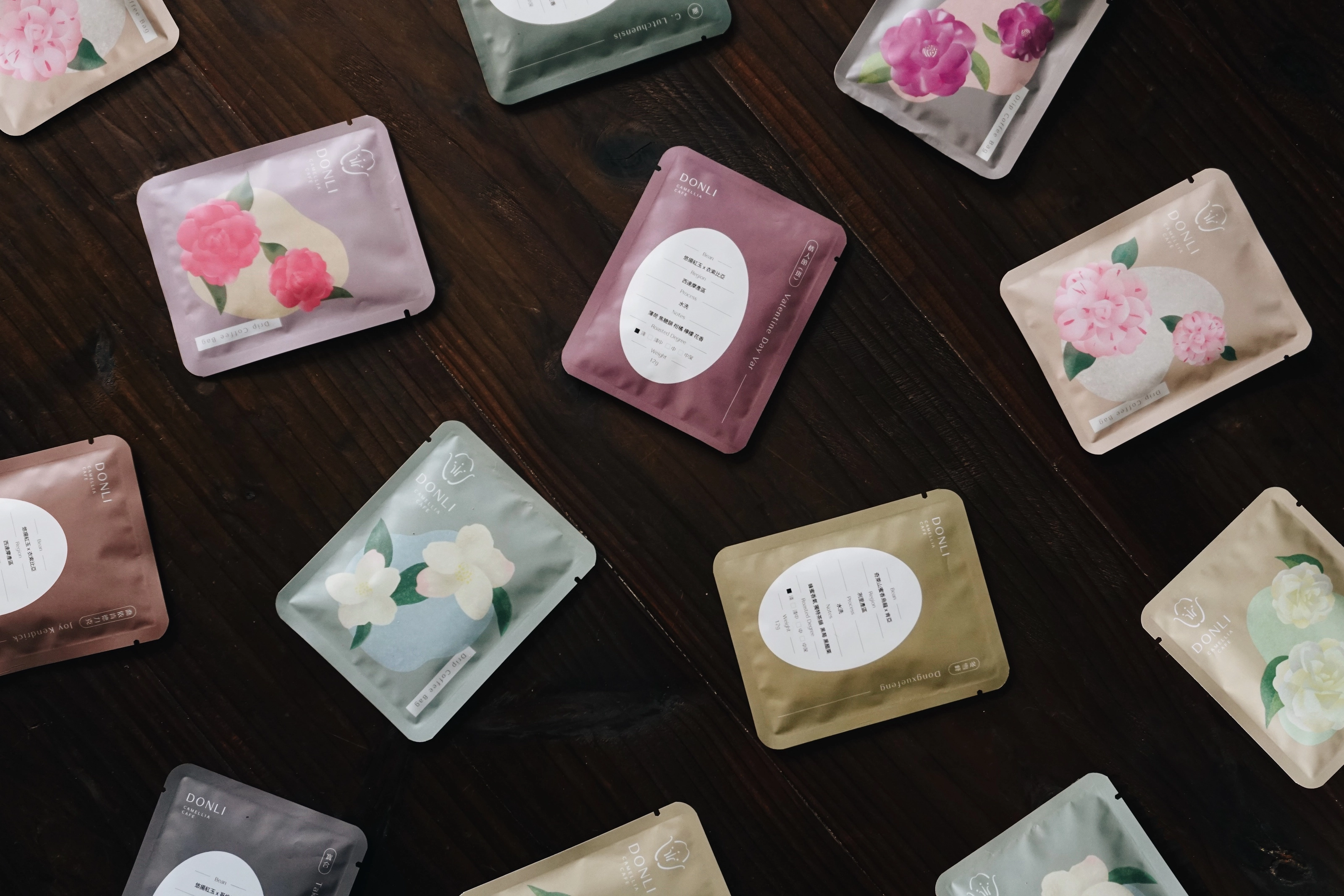 東麗茶花咖啡Donli Camellia Cafe－視覺識別＆包裝設計