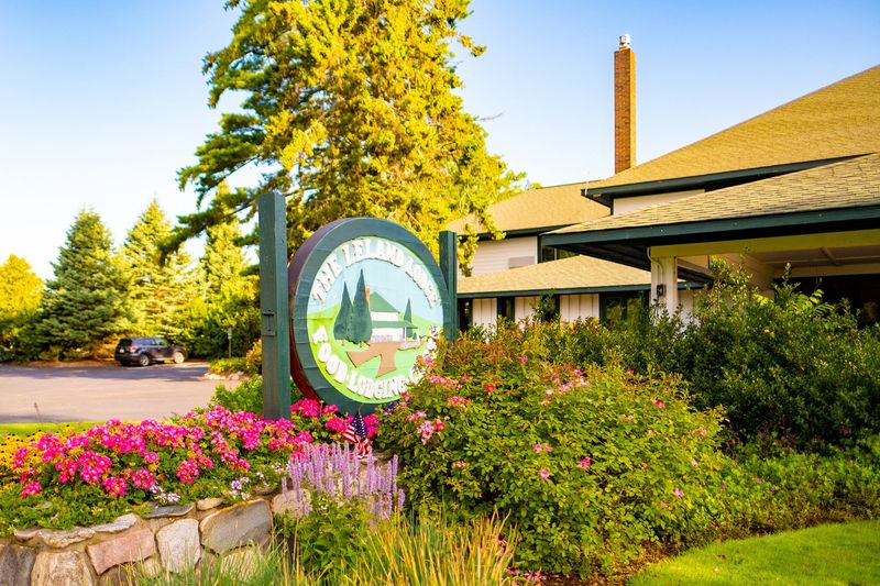 Leland Lodge — photo 5