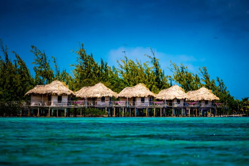 Thatch Caye Resort Belize — photo 2