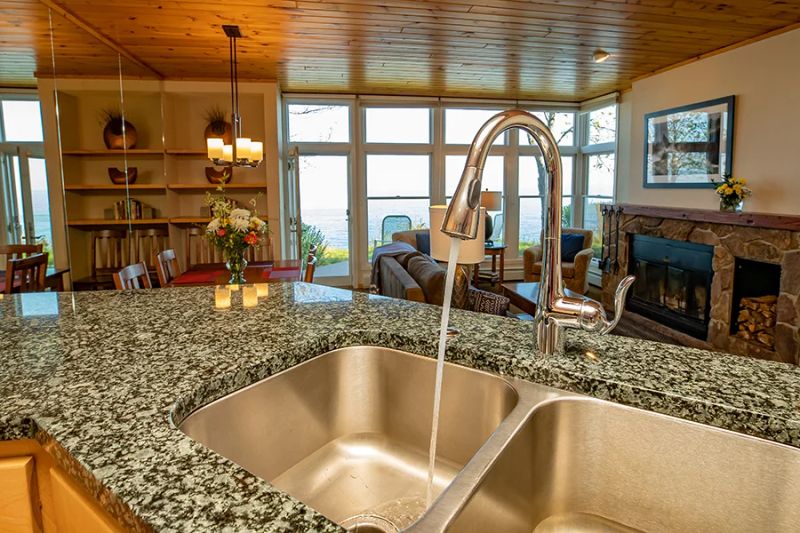 Bluefin Bay — photo 4