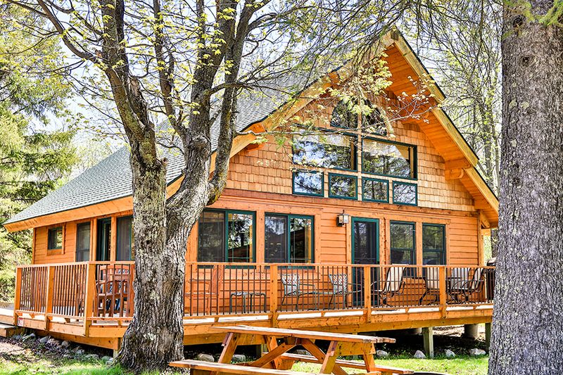 Northern Lights Resort & Outfitting — photo 2
