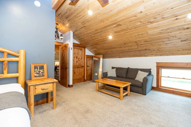 Little Lazy Lodge — photo 5