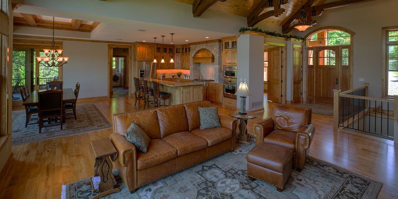 Lakehome 1