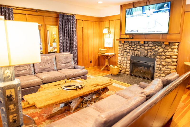 Leland Lodge — photo 3