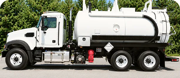 Vacuum GOVDEF tanker truck