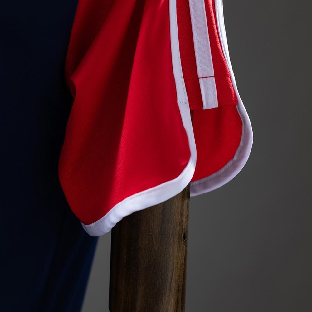 Universidad de Chile Retro 2001- Versión Fan 5