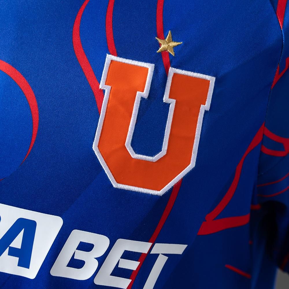 Universidad de Chile Local 26/27- Versión Fan 5