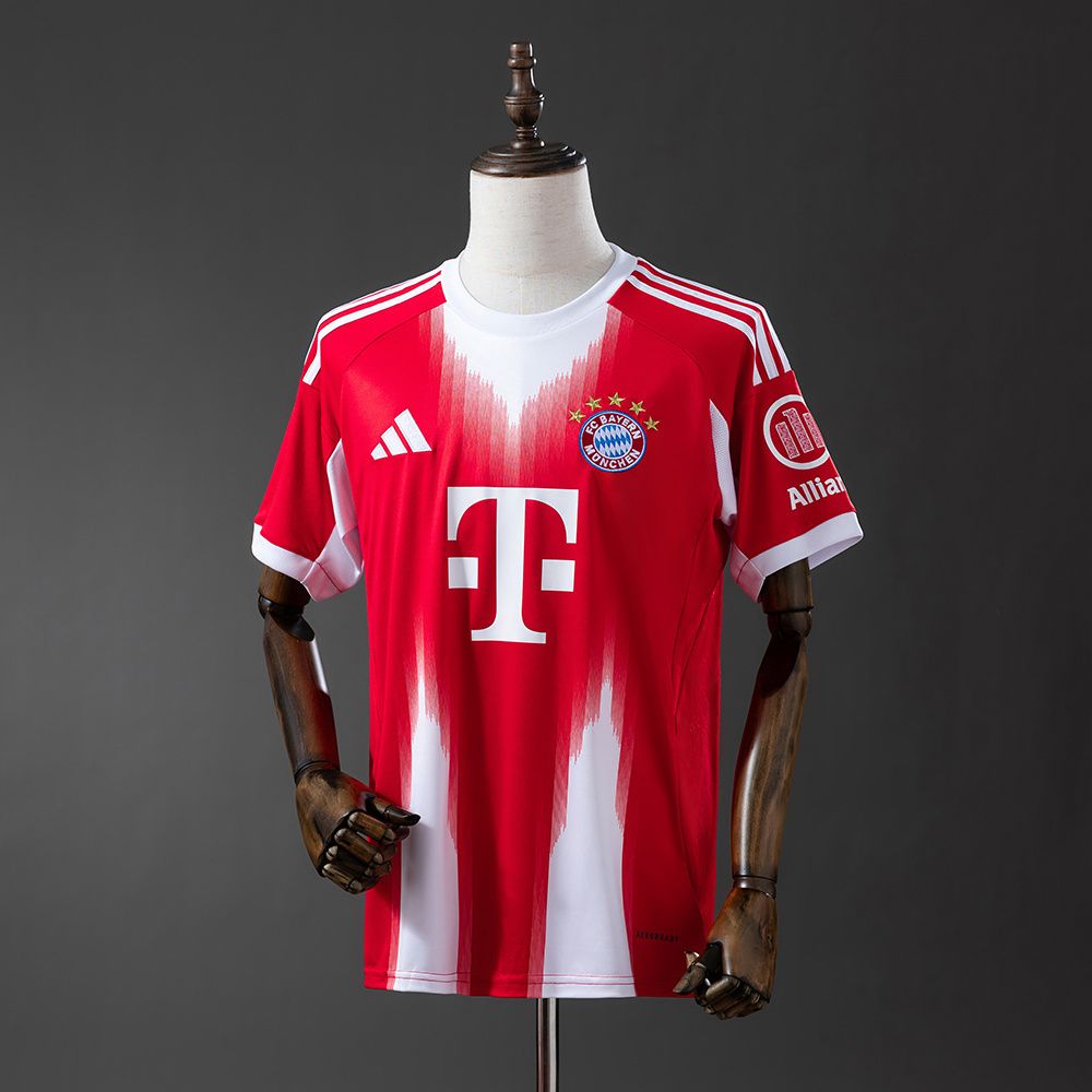 Bayern Múnich Local 25/26 - Versión Fan
