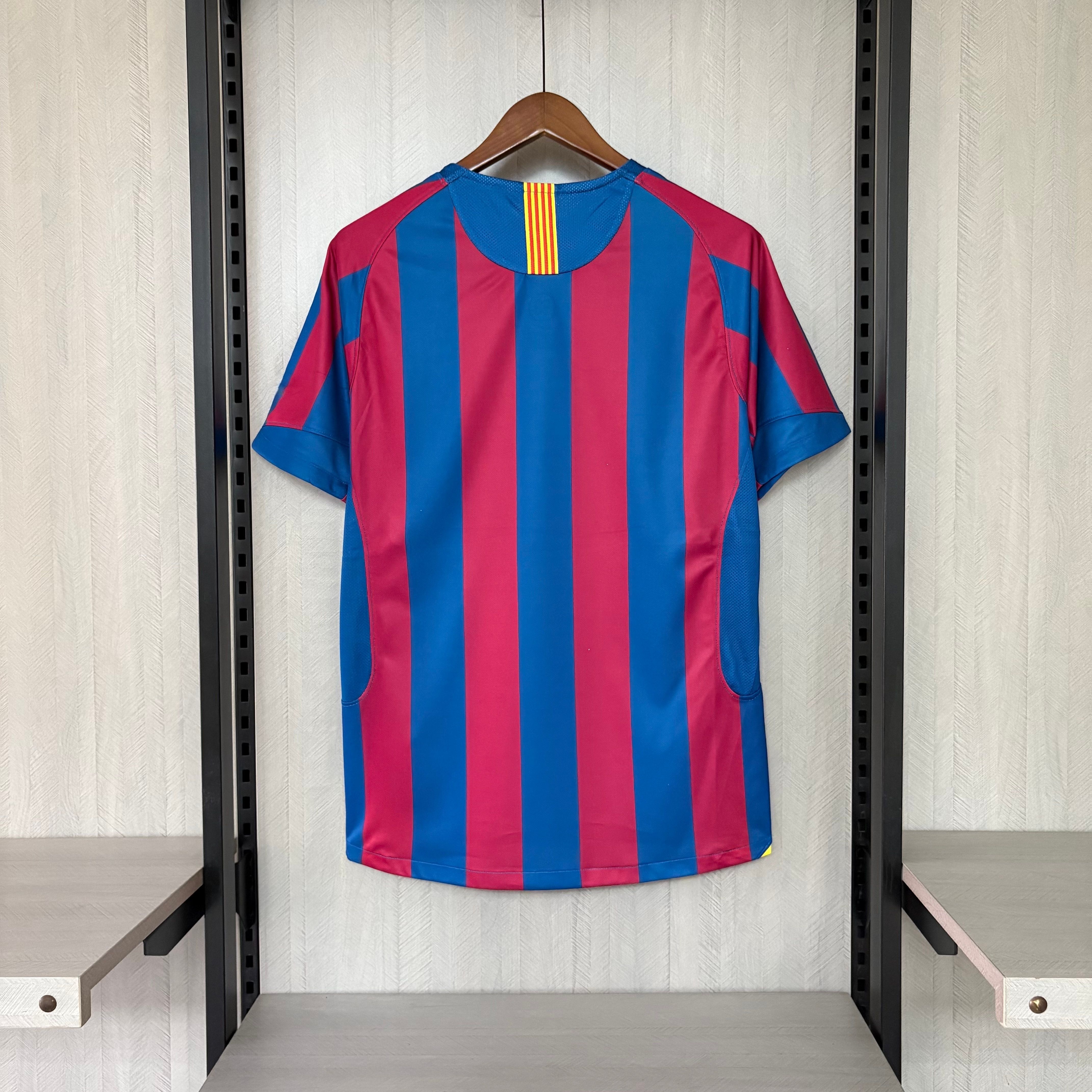 Barcelona Local Retro 2005/06 - Versión Fan 2