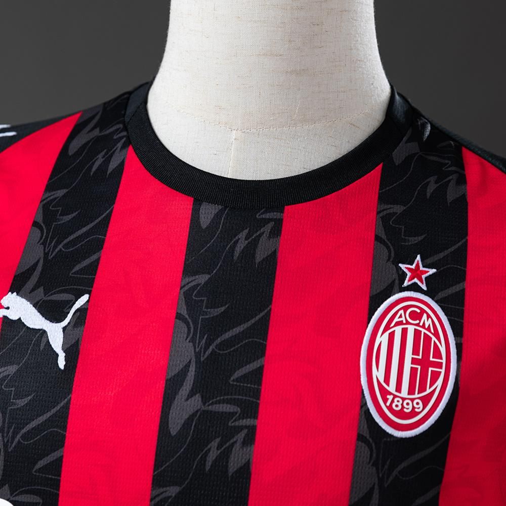 Milán Local 2025/26 - Versión Fan 3