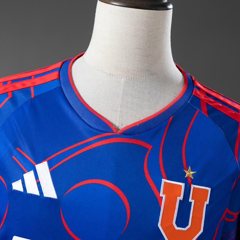 Universidad de Chile Local 26/27- Versión Fan 3